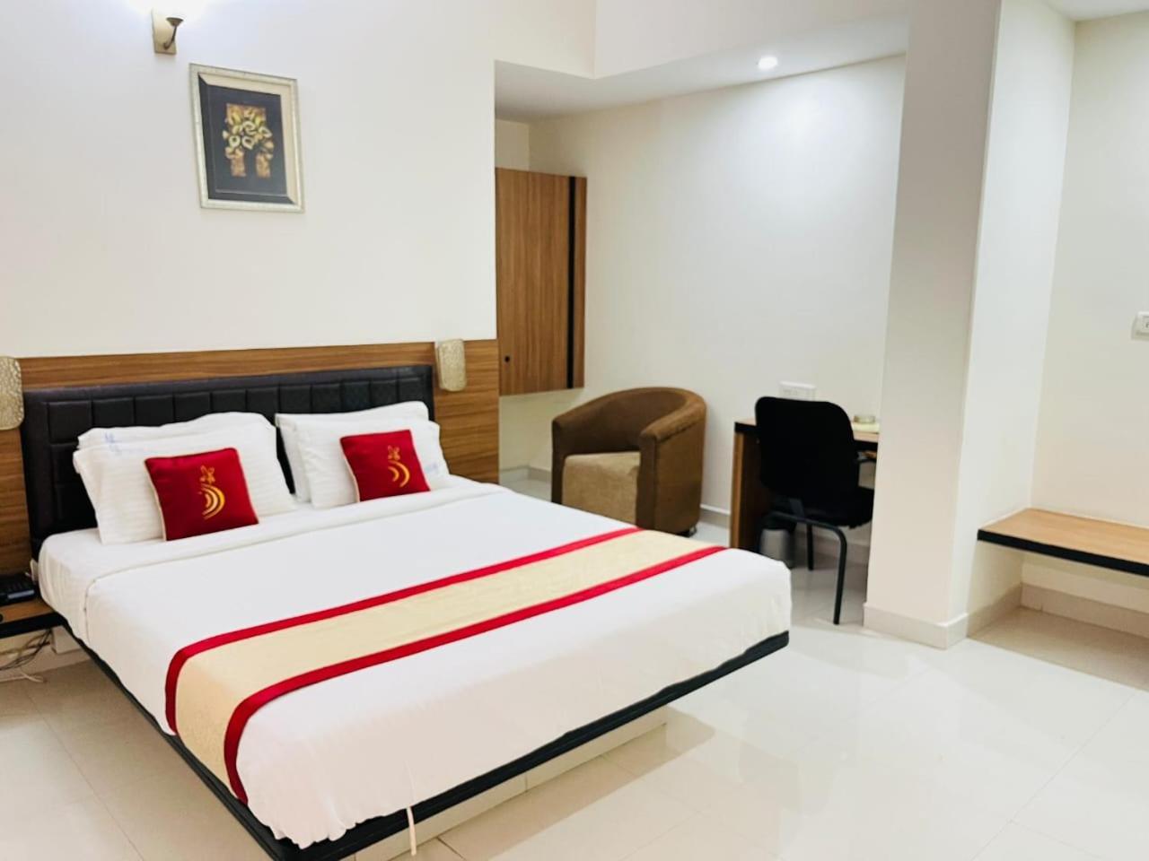 ซิกนัม ซิตี้สเคป แกรนด์ บี บังกาลอร์ Hotel ภายนอก รูปภาพ